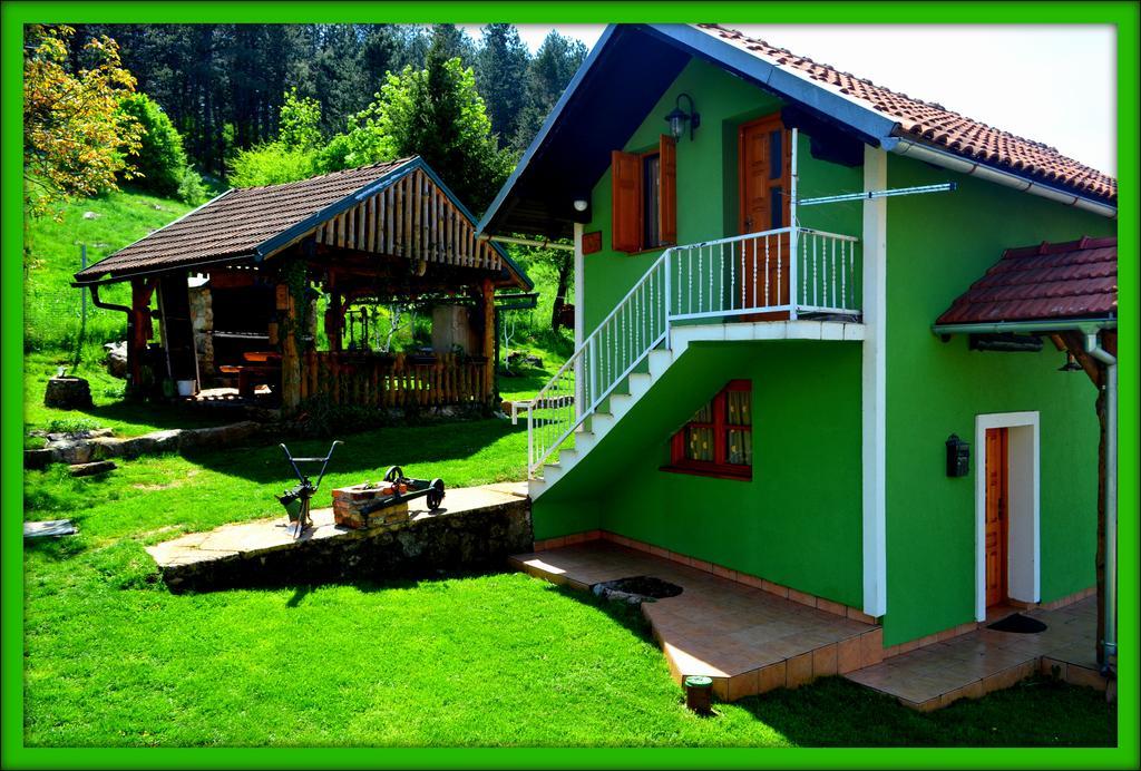 Holiday Home Stara Lika Perusic Bagian luar foto